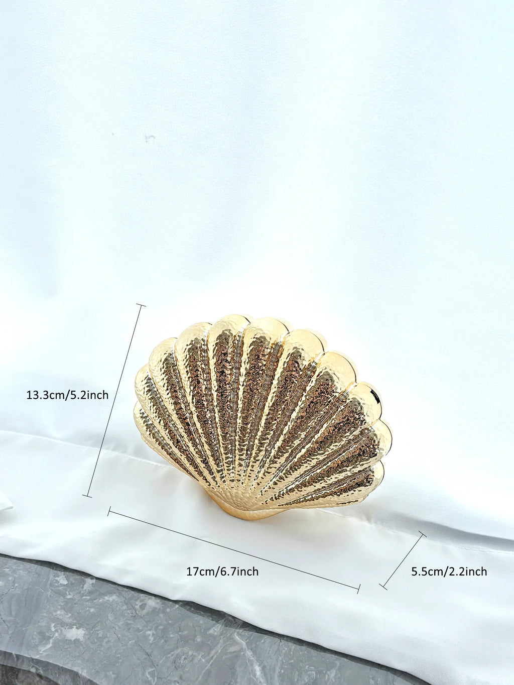 Metallic Shell-Shaped Clutch Bag