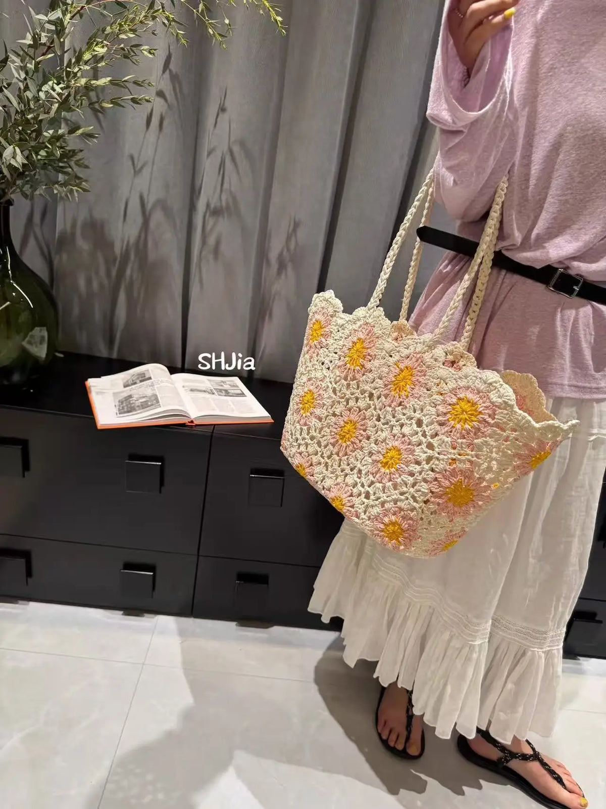Floral Open-Weave Shoulder Bag