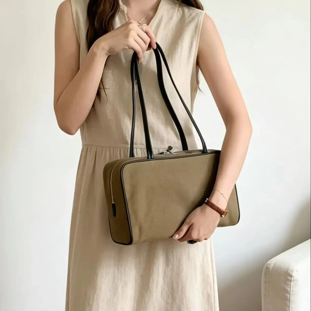Contrast Trim Rectangular Tote