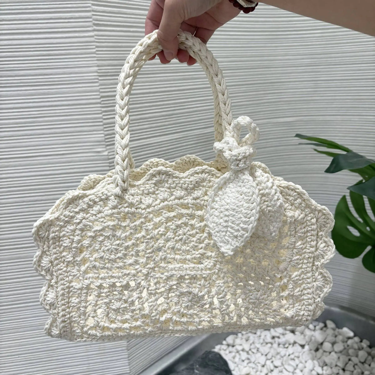 Chunky-Woven Scalloped Top-Handle Bag