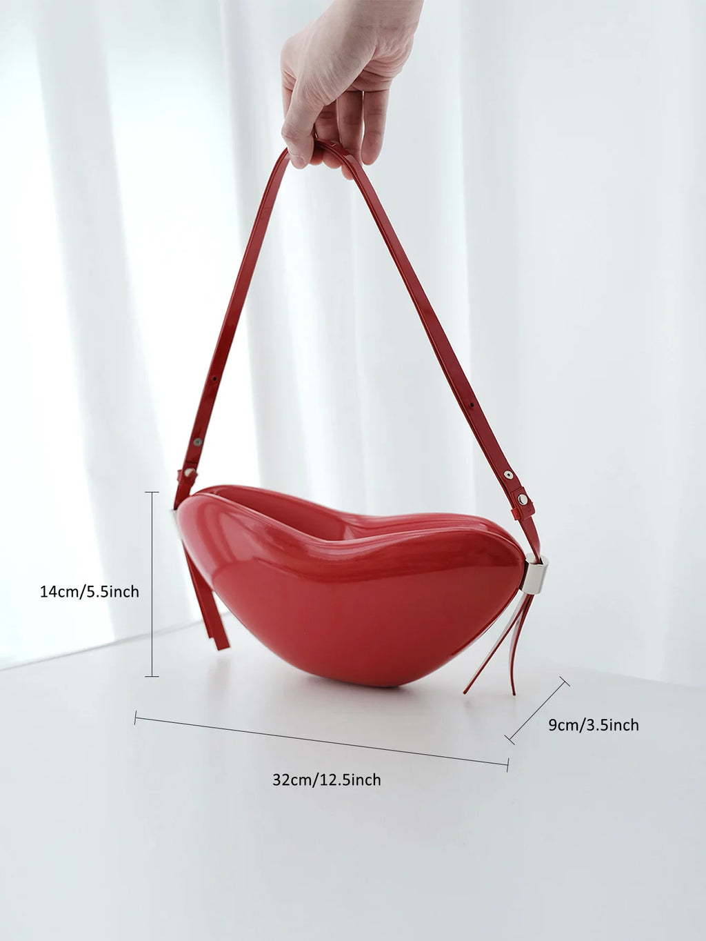 Heart-Shape Shoulder Bag