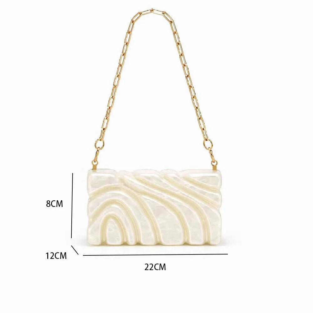 Swirl-Pattern Chain Clutch