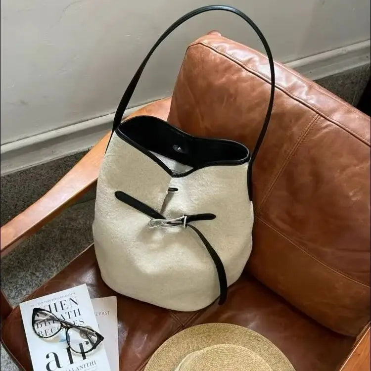 Contrast Trim Drawstring Bucket Bag