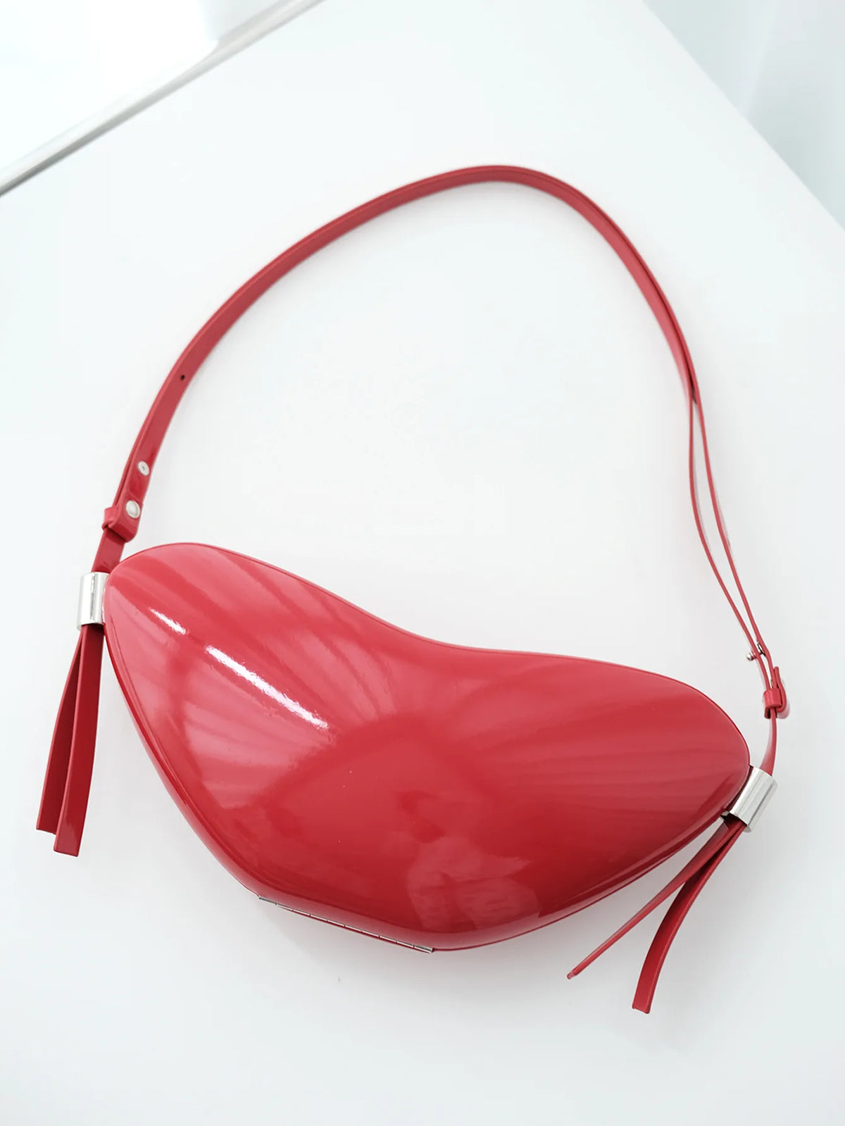 Heart-Shape Shoulder Bag