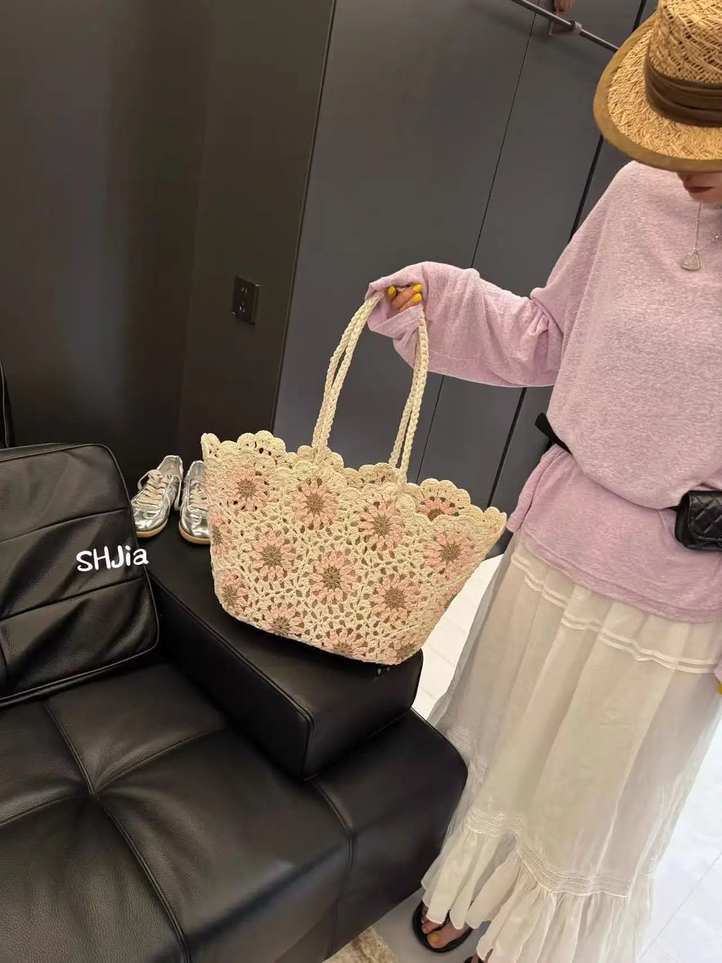 Floral Open-Weave Shoulder Bag
