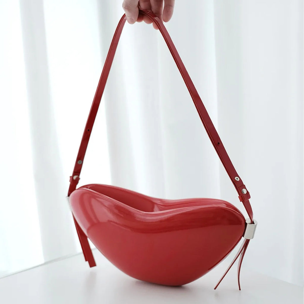 Heart-Shape Shoulder Bag