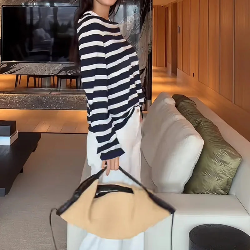 Contrast-Trim Woven Hobo Bag