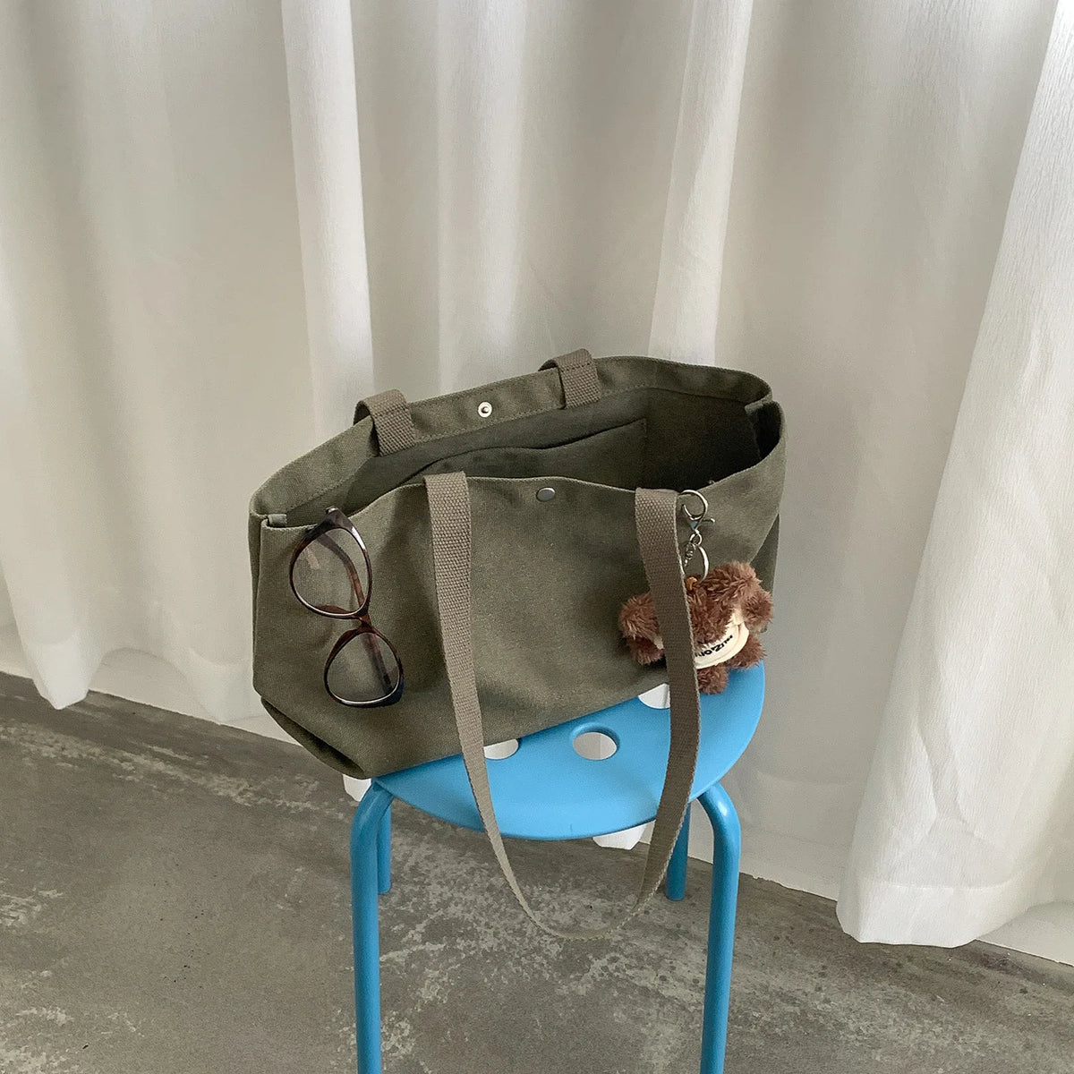 Plain Rectangular Shoulder Tote