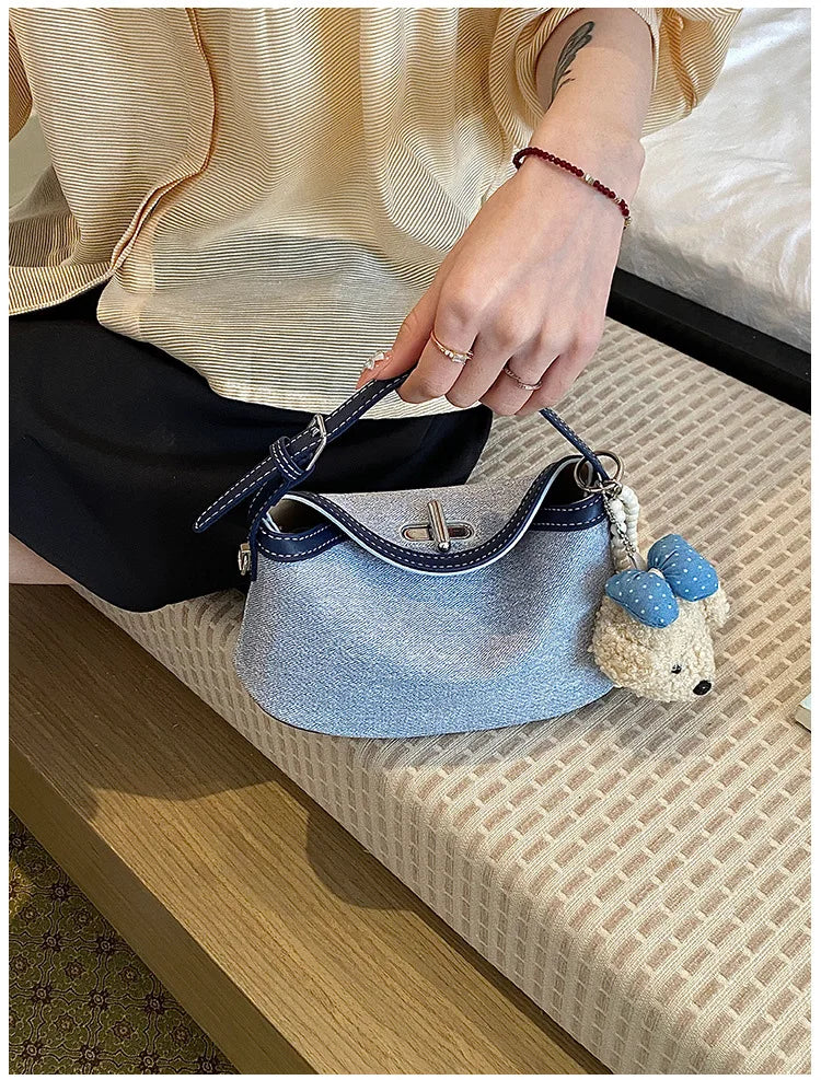 Curved Zip Shoulder Bag
