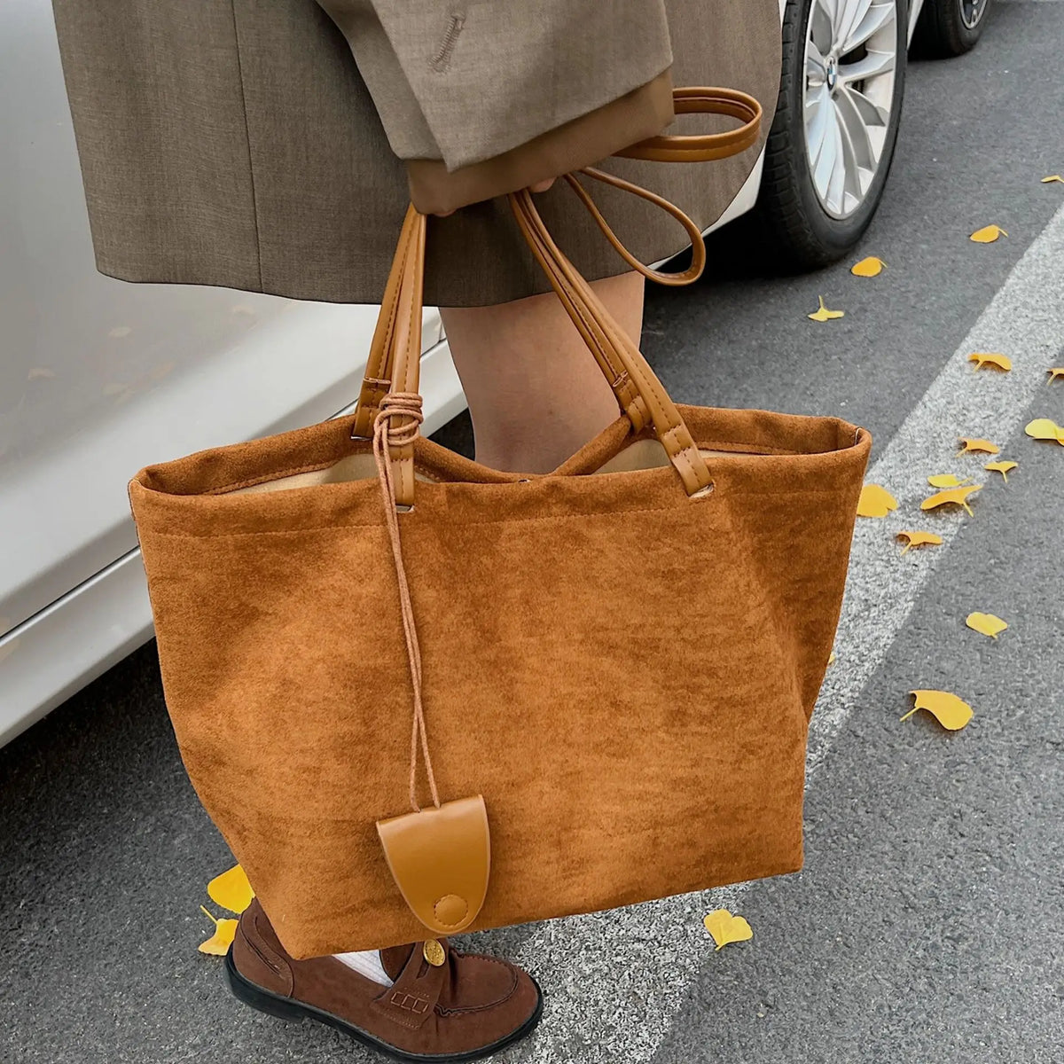 Textured Shoulder Tote Bag