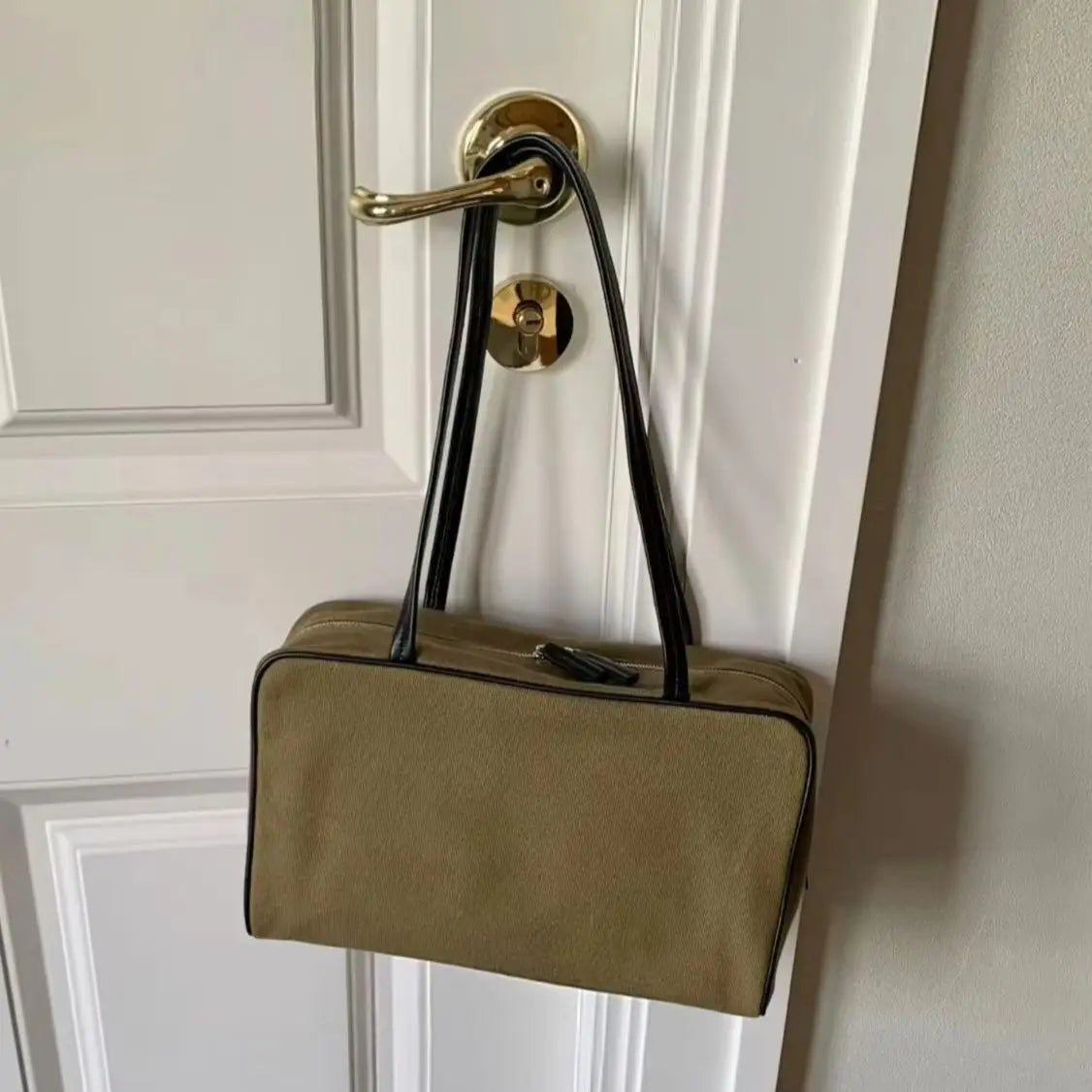 Contrast Trim Rectangular Tote