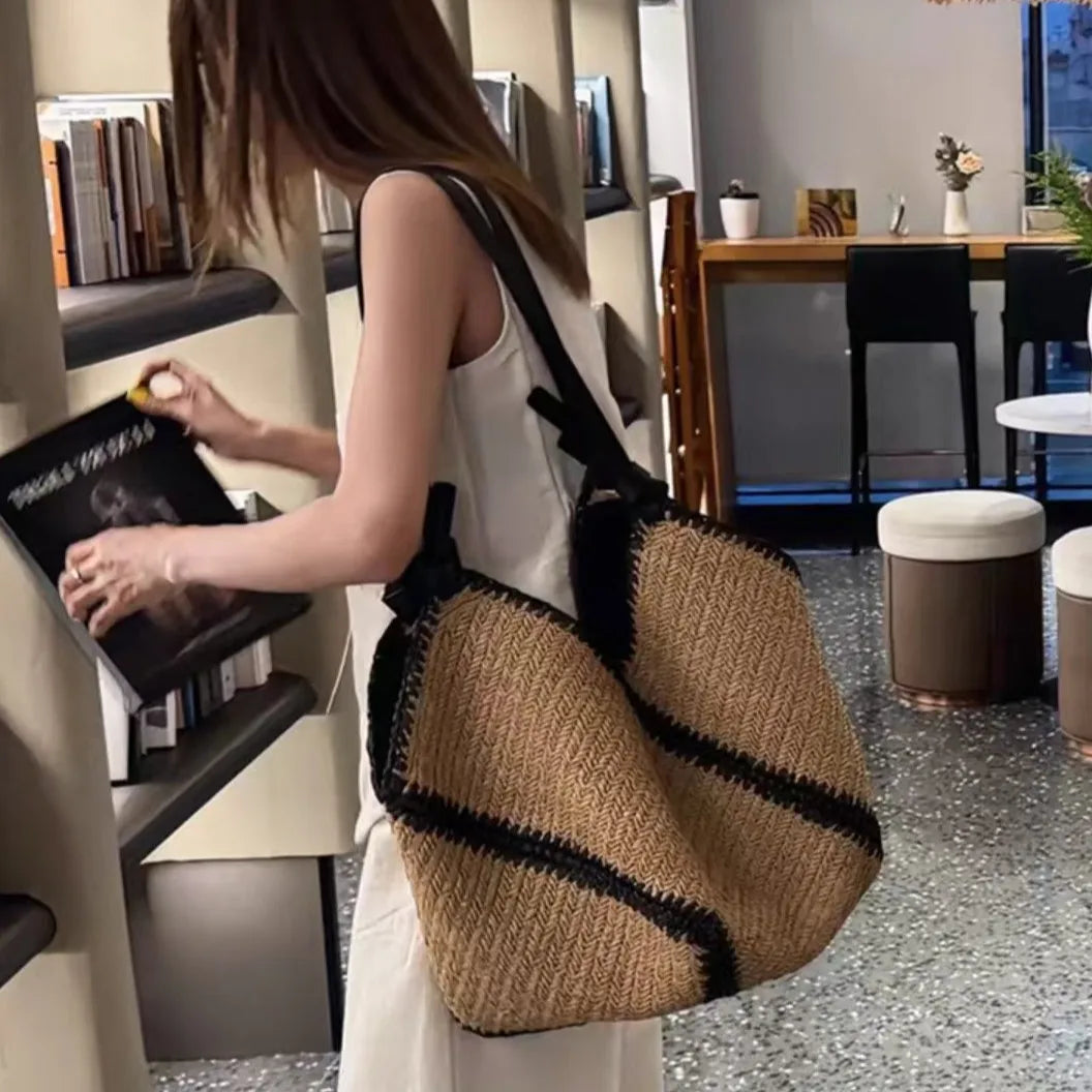Contrast-Trim Woven Shoulder Bag